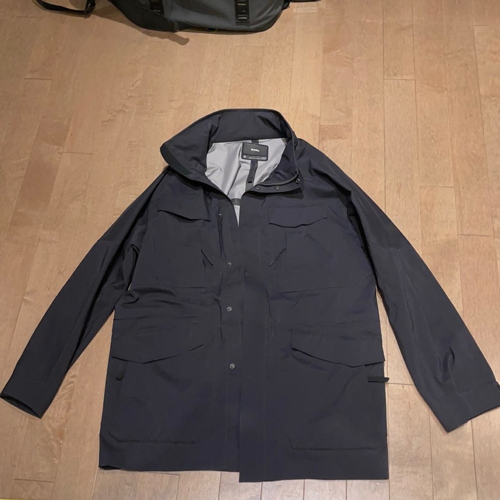 ISAORA MEN’S RAINCOAT